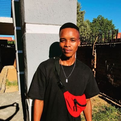 :::JAHSEH D. ONFROY 🖤 🐐
:::Take no chances love yourself ❤️