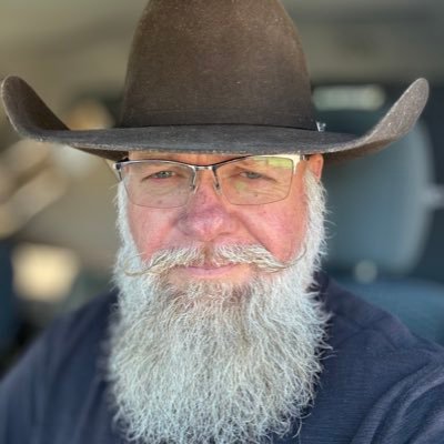 Straight, white, constitutionalist, combat veteran, moonshiner, aspiring chef and motorcycle enthusiast. I match energy.