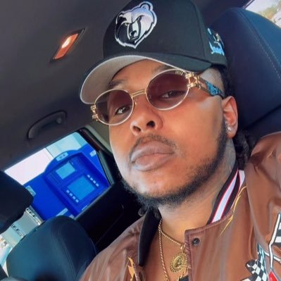 Merxki!!! ✊🏾 I mind my business, you should mind yours! 🤷🏾♂️ A scared man can’t win!!!!