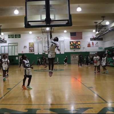 jarii2official's profile picture. |6’0|3.86gpa| 16yrs old| 11th grade | pg and sg basketball | WR /CB Football |C/O 2027 email:isoontop4@gmail.com | NCAA ID# 2506624263