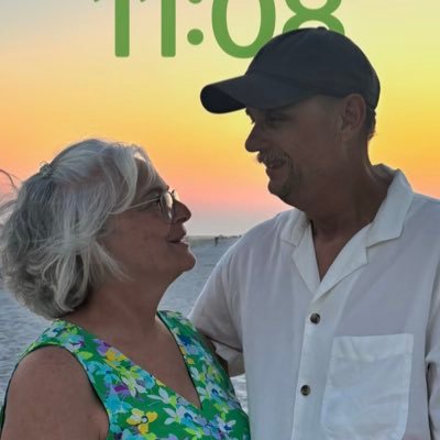 LittleNanaVic's profile picture. 