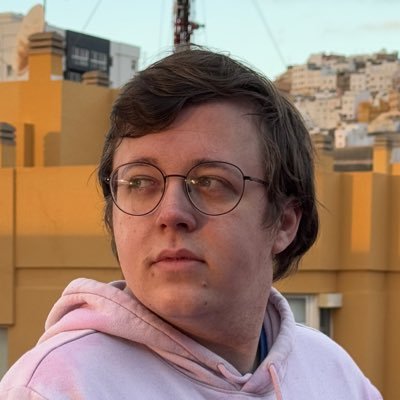 VerdammtDave's profile picture. content creator 📹 • based near münster 🏠 • politik 💚 • reisemaus 🚅 • freizeitparks 🎢