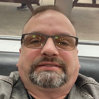 DannyLo0872772's profile picture. 