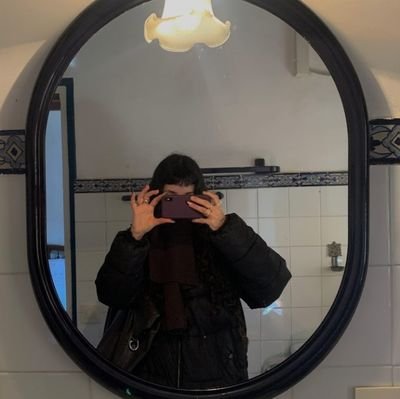 levenede's profile picture. 