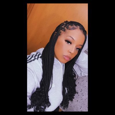 lass129's profile picture. 🩷