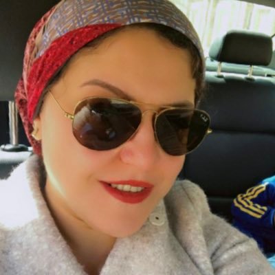ولادي كل حياتي 👩👩👧👦 حاصلة علي بكالريوس تجارة جامعة عين شمس شعبة محاسبة متابعة جيدة للسياسة والرياضة ❤️ واهلاوية اوي ❤️🦅 🇪🇬