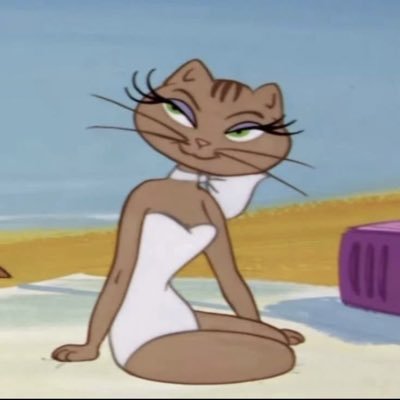 erigfs's profile picture. she/her