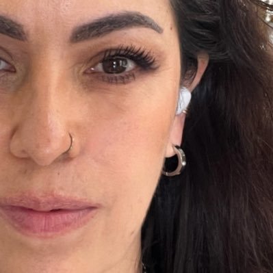 —Bautizada por Renata. El silencio ante la barbarie es sinónimo de complicidad 🇵🇸