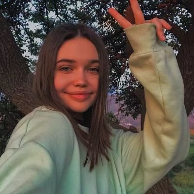 EdenGenesi27376's profile picture. 