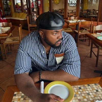 light_ihuoma's profile picture. IG: Light.jr