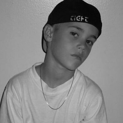 listeenbieber's profile picture. jb, march 1, 1994 | @justinbieber