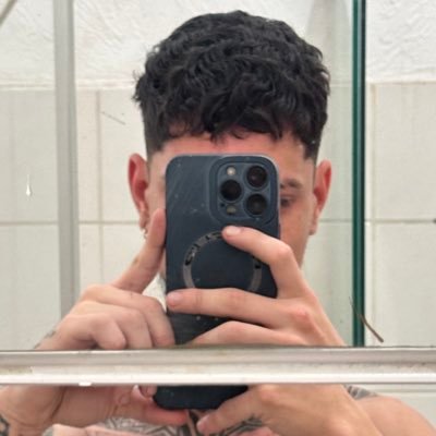 timelesss______'s profile picture. ignorar por enquanto