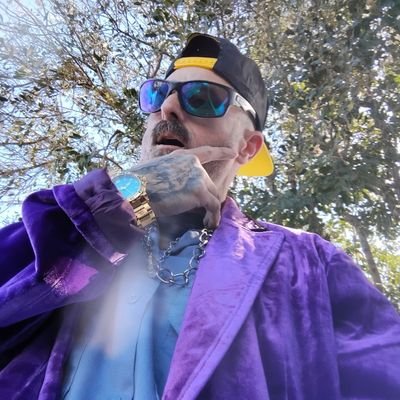 Damien938575145's profile picture. 