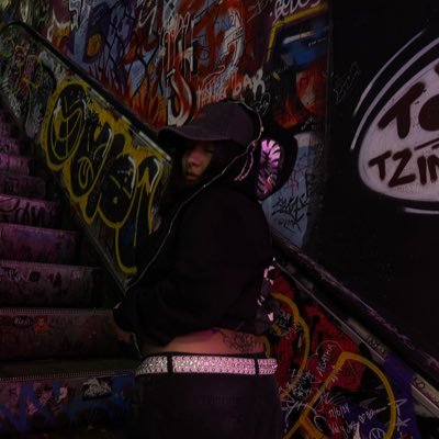 EliCuagira's profile picture. ig: @_eli_cuagira 🕷  en el nether