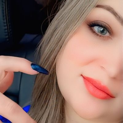 من ينال صداقتي ينال فخرها ومن يعاديني يخسر قدره وشرفه
{حسـآب مـشـترڪ مع @Cahzan_}
متزوجـه من اعظم 🫂👩❤️👨
#فرز_منوشه_والقيصر
#منوشه_والقيصر_للاضافات