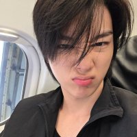 ゛ (@bbinyeolz) 's Twitter Profile