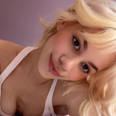 Angelic90796141's profile picture. I’m a woman of the people📸🩷