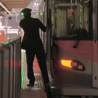 声がでかいらしいのでエンカした時は何時でも注意してください。東方の女の子は全員可愛い。無言フォロー失礼しますあと申し訳程度にYouTubeやってます