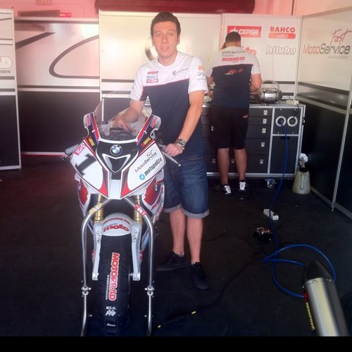 urbin23's profile picture. https://t.co/3OAXfmaVHS