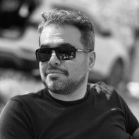 مردی که آنجا نبود (@hamidonthemoon) 's Twitter Profile