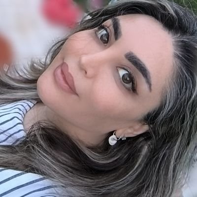 یک مدیرِ دهه پنجاهی،علاقمند به: سنگکِ دورو کُنجدی و هنر🎨🖌
(آشیانهای امن باش،روزی پرندهای در تو، زندگی را مطمئن خواهد یافت🕊)