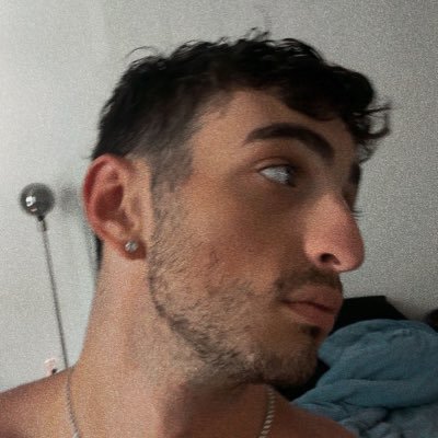 jakesfromnd's profile picture. I’m new to this… 🌶️👇🏼