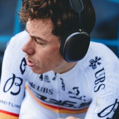 𝙍𝘼𝘾𝙄𝙉𝙂 𝘽𝙄𝙆𝙀𝙎 𝘼𝙍𝙊𝙐𝙉𝘿 𝙏𝙃𝙀 𝙒𝙊𝙍𝙇𝘿 @Q36_5procycling
