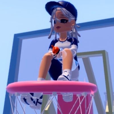 EnhleNcengani's profile picture. Royale high addict💫it's my second life🥰
old account @SHADOW081202
Mom is an ice fairy💙 and my dad is a dark fairy💜which makes me a dark ice fairy 🫠