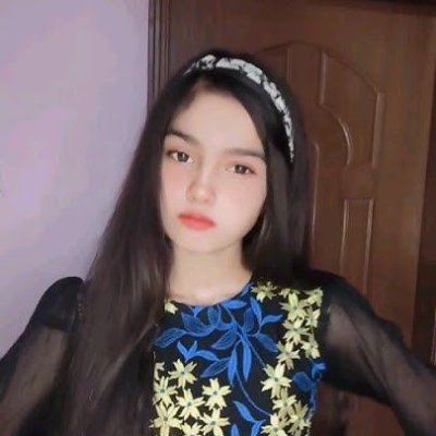 FatimaKhan_k's profile picture. ✨ Just here for the vibes ✌️ | Coffee addict ☕ | Meme connoisseur | Lowkey professional overthinker 🤔