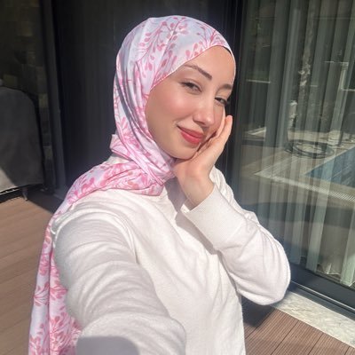 esraky__'s profile picture. masallar ülkesinin son kızı ❁⋆｡ ﾟ☁︎｡ ⋆｡ ﾟ☀︎｡ ⋆｡ ﾟ