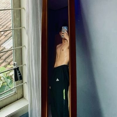 x2_aloneman's profile picture. ทักได้ครับ พึ่งเล่นคับ 170   24Y ผมชายคับชอบผู้หญิง ผมโสดครับ อยากมีFwb Ons บ้างจัง (เก็บเป็นความลับคับ)