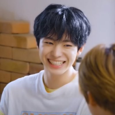 roseofglass's profile picture. #MARK: why are they doubting TY? #태용 #도영 #유우시