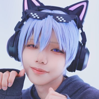 えるにーにょ(18)です🕶YouTube登録者105万人🐟 🕶お仕事の連絡等 ERUN1NYO7@gmail.com まで🙏 #えるナー #こらにーにょ サブ垢 @L21Nx0 配信通知垢 @ERULIVE【チャンネル登録者200万人目標】