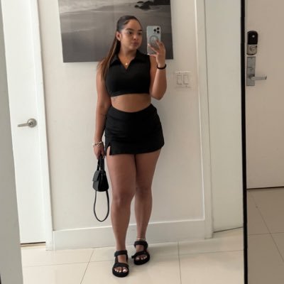 jenni_faaa's profile picture. They say life is what you make it, but Im just trying to make it.   // 🇩🇴🇵🇷