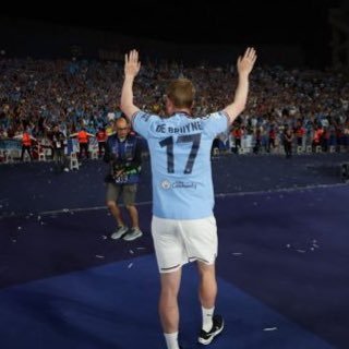 narimene261709's profile picture. City fan on loan to Napoli ⚽️ 🎾 JANNIK SINNER FAN🦊