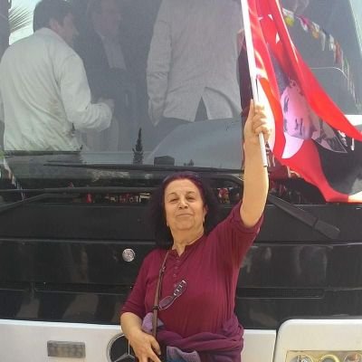 ATATÜRKÇÜ! NE MUTLU TÜRKÜM DİYENE..EN AZ ÜÇ ÇOCUK EĞİTİN!