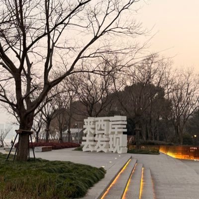 Hofmann77342813's profile picture. 