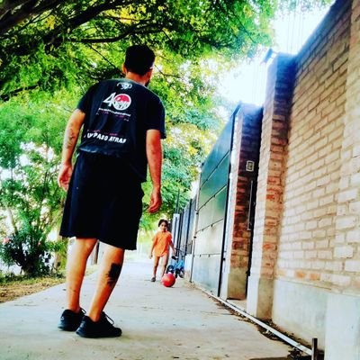 Peronista. sociólogo. Santiago del Estero. Militante CFK. La Patria o nada 🇦🇷
La Cámpora: un buen lugar