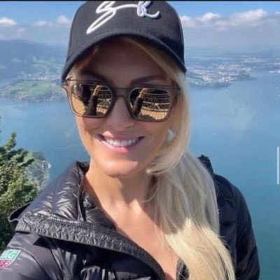 hudson57665's profile picture. I'm a caring and honest lady l'm a billionaire i came here to help people in any situation I'm honest with everyone and I'm ready to help everyone