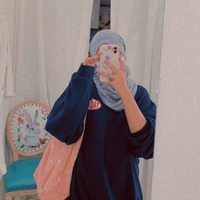 fionathra's profile picture. rip my old acc @fionath_