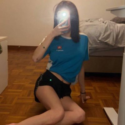19 yo sg chinese, dropped out of jc recently. telegram channel link ⬇