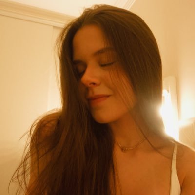 costabiaa_'s profile picture. 777’