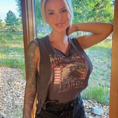 Emperorbiggy00's profile picture. Nothing Serious