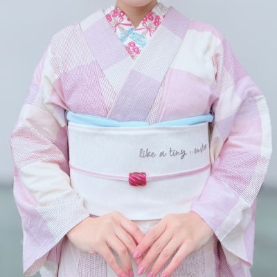 着物垢開設しました👘お着物5年生(2021.1〜)正統派/カジュアル/アンティーク/和洋折衷/ロリィタmixなんでも大好き。今年もゆるくお着物を楽しみたいです☺️音楽が好き♪a flood of circleのライブによく行きます。たまに旅行✈️ ロリィタ垢はこちら→@arisa_Lolita