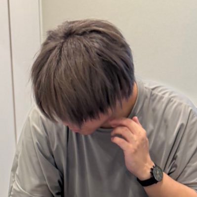 主に座組を整えるのがメインのお仕事。ボードゲーム作ったりします。ワンナイト人狼がとても好きです。最近はポケカとカタンを同時にやることにハマってます。嫌いなものは意思の無い人が多く参加する多数決。 ラテとスマブラで簡単に釣られます。 座右の銘は「好きな時に、好きなものを、好きなだけ食べる」。