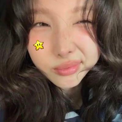\⁠(⁠ϋ⁠)⁠/⁠♩ ✿♪ viveu o show do twice
