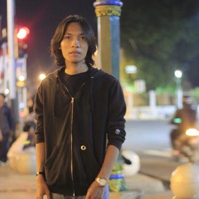 IanThall's profile picture. 