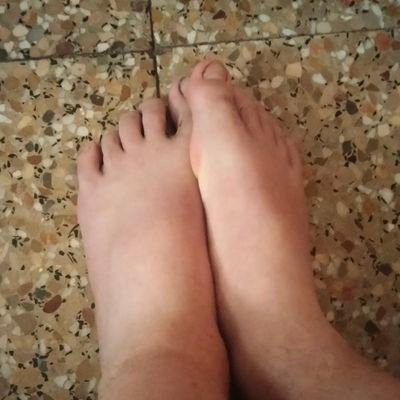 MyFootsAreThis's profile picture. 