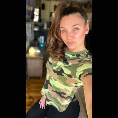 BKadell19031's profile picture. I’m Britta 🦋💕