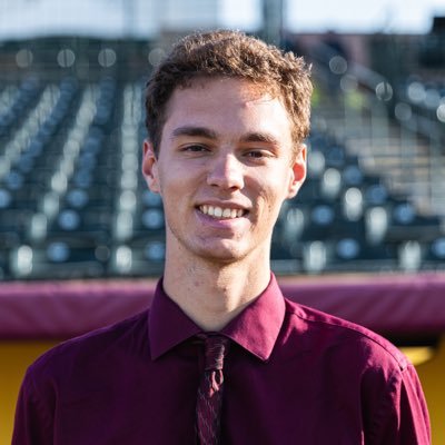 AZ | @cronkite_asu | Sports Reporter | 1/2 of @TLWshow | ✍🏻 current @Devils_Detail 🏈⚾️🥎 |✍🏻 former @cronkitesports 🏈⚾️🤽♀️| I will knock your socks off
